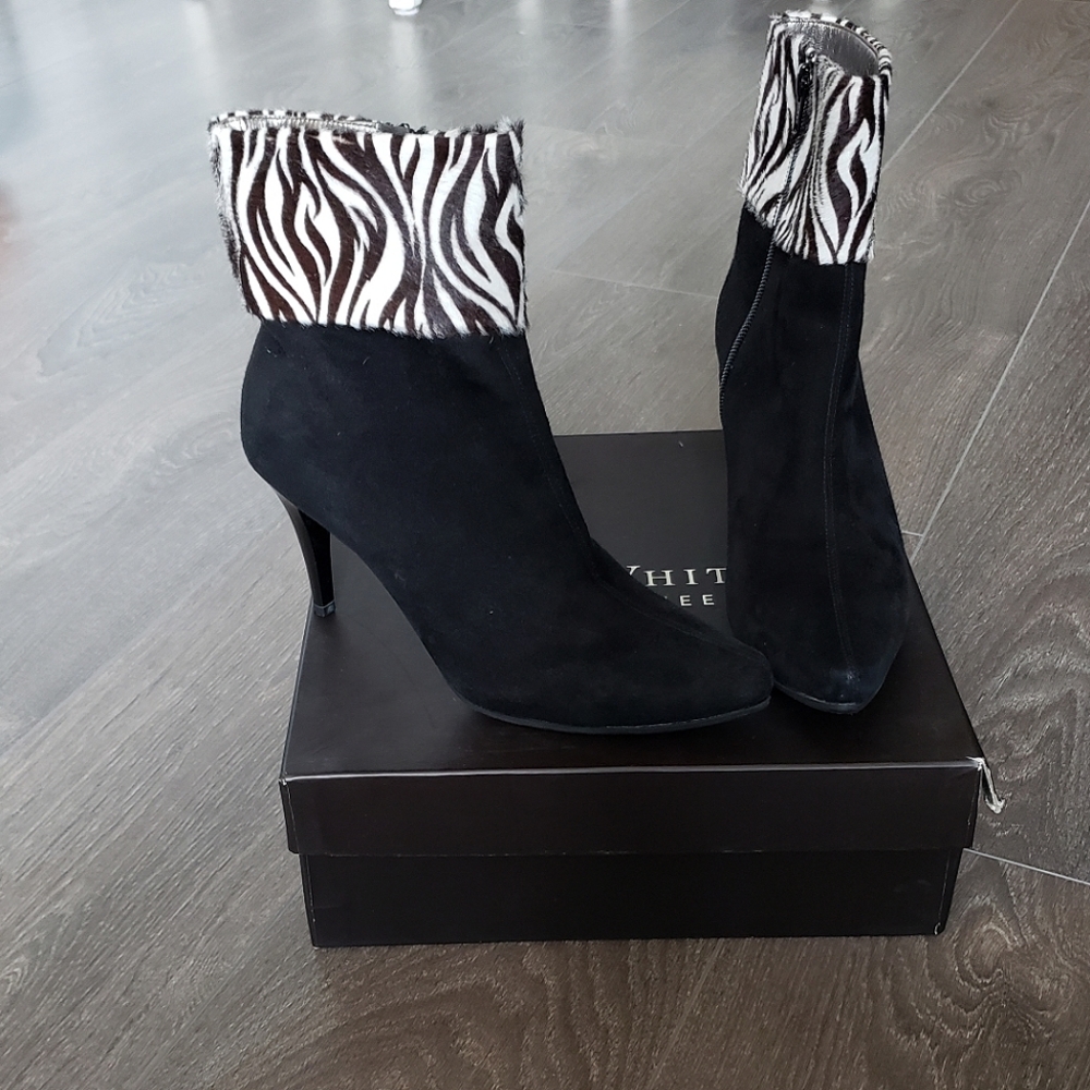 Ron White Suede and Calfskin Ankle Boots Heels - Size 7